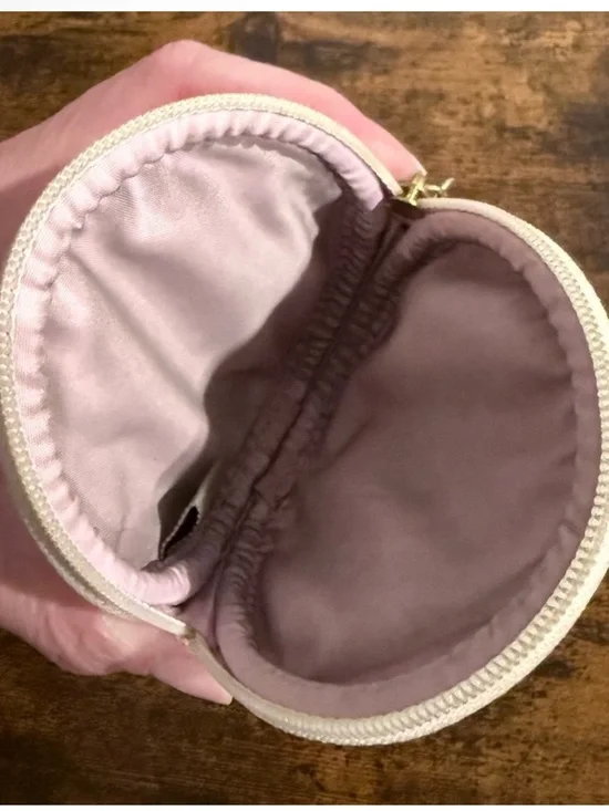 The Coach Waverly Y2K Optic Art round coin purse - Picture 3 of 4